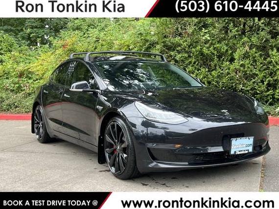 TESLA MODEL 3 2018 5YJ3E1EBXJF082627 image